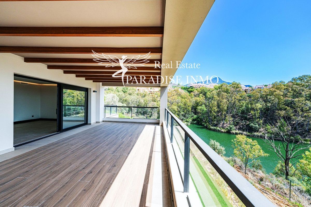 Flat for sale Marbella, Málaga. Ref: 5649. Paradise Group 