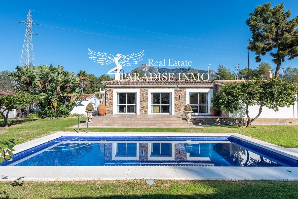 Detached villa for sale Marbella, Málaga. Ref: 5676. Paradise Group 