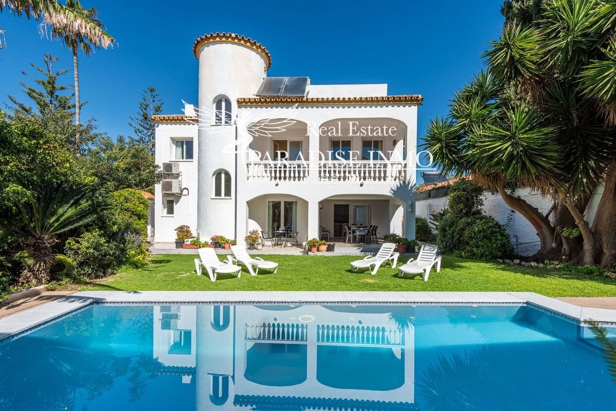 Detached villa for sale Marbella, Málaga. Ref: 5677. Paradise Group 