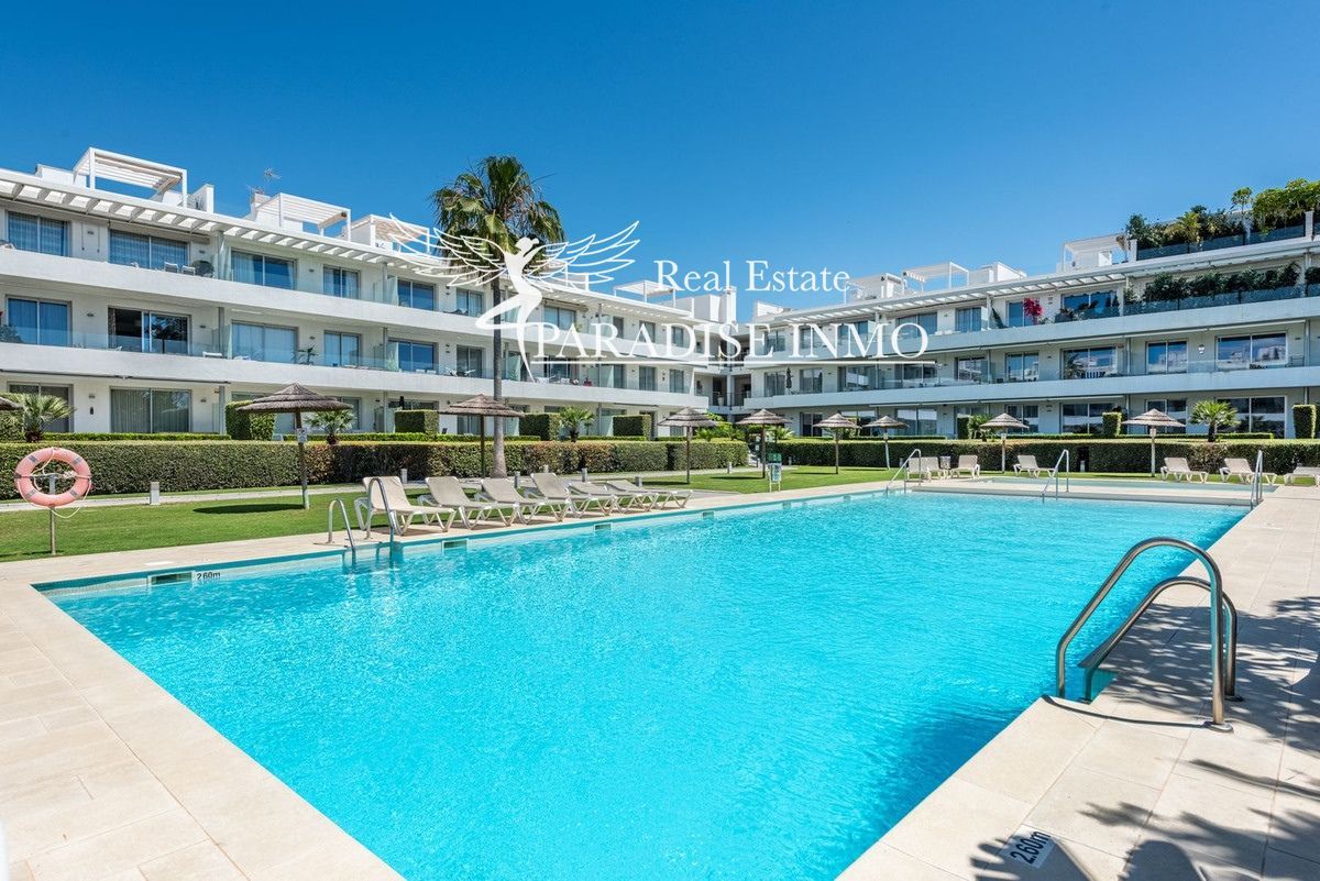 Flat for sale Estepona, Málaga. Ref: 5684. Paradise Group 
