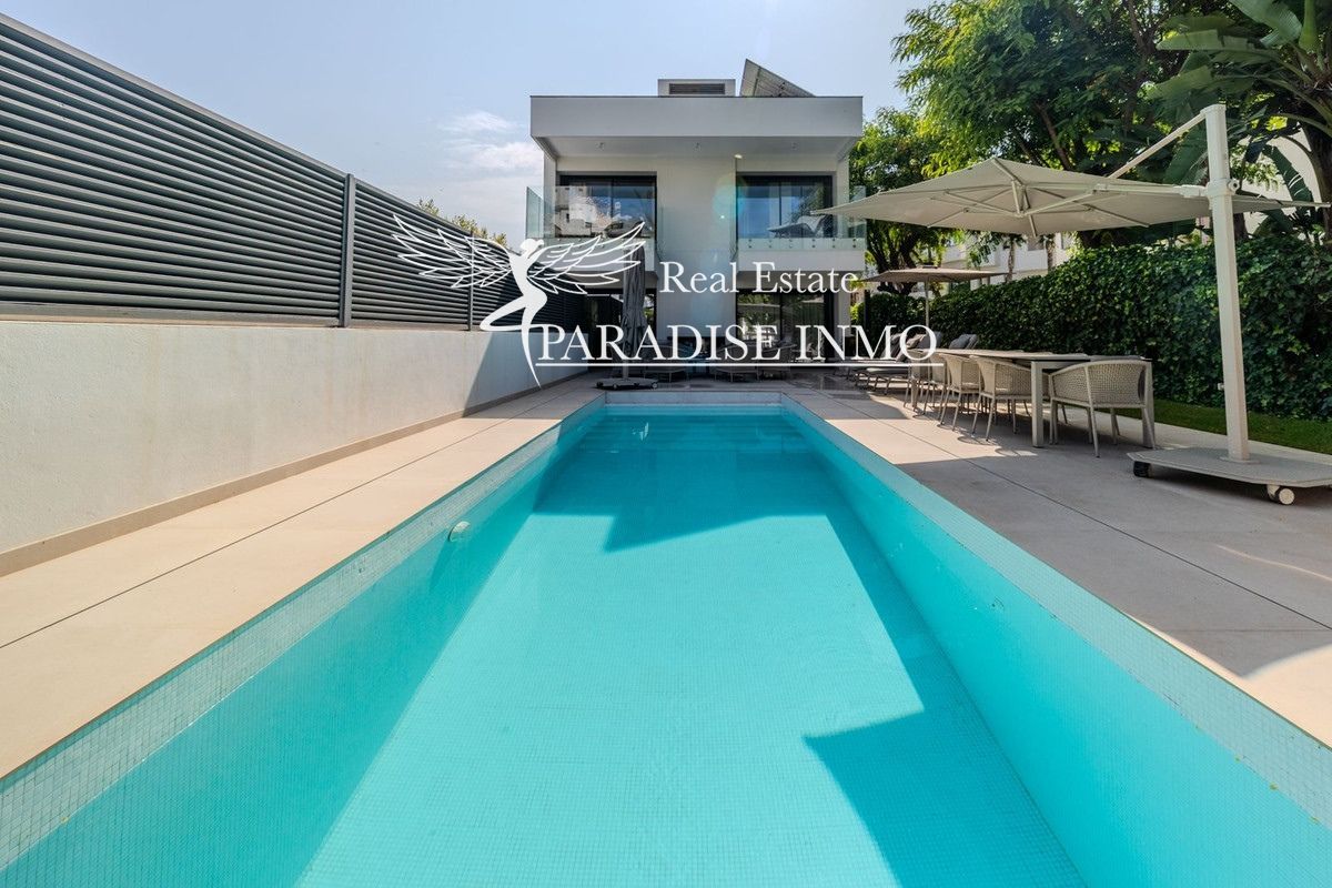 Detached villa for sale Marbella, Málaga. Ref: 5694. Paradise Group 