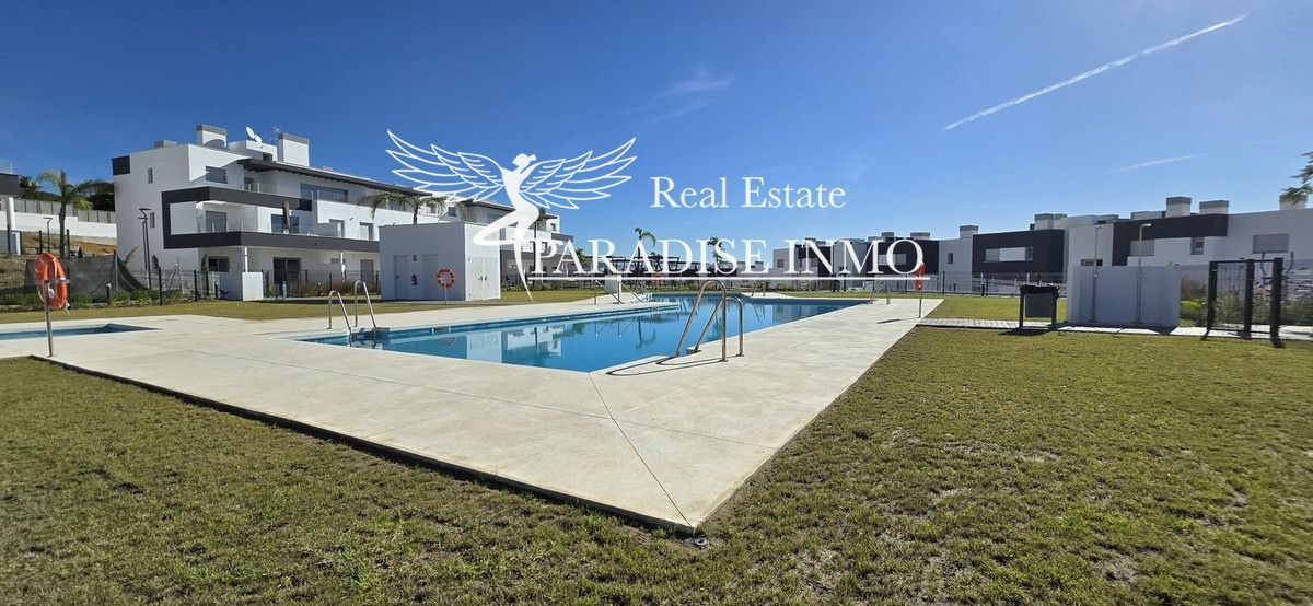 Flat for sale Estepona, Málaga. Ref: 5720. Paradise Group 