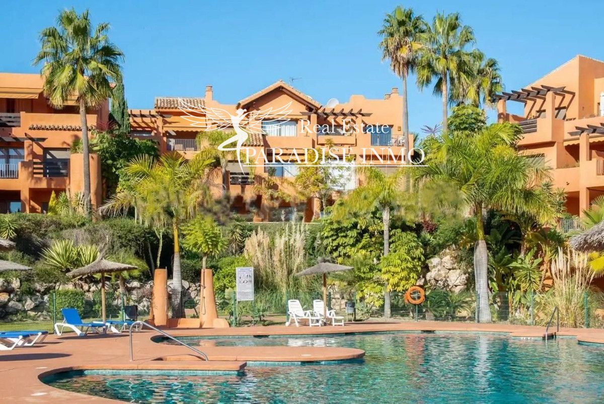 Flat for sale Estepona, Málaga. Ref: 5722. Paradise Group 