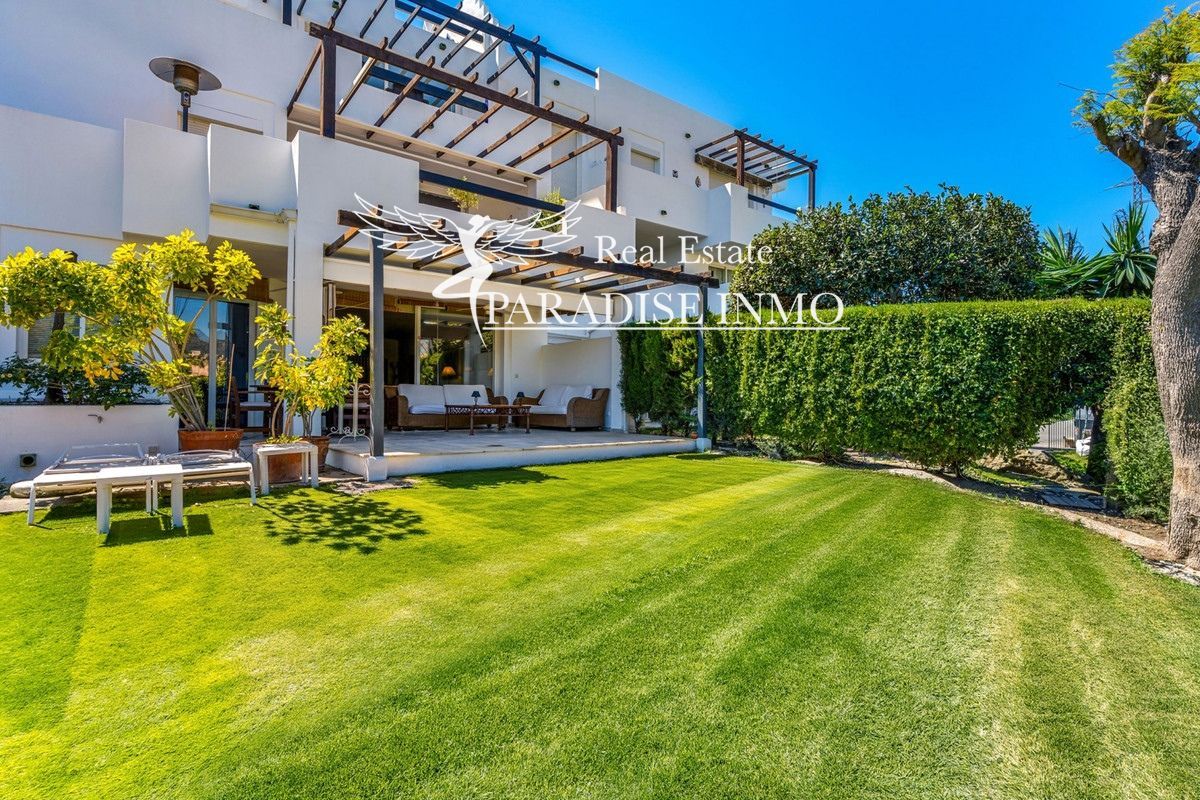 Flat for sale Estepona, Málaga. Ref: 5751. Paradise Group 