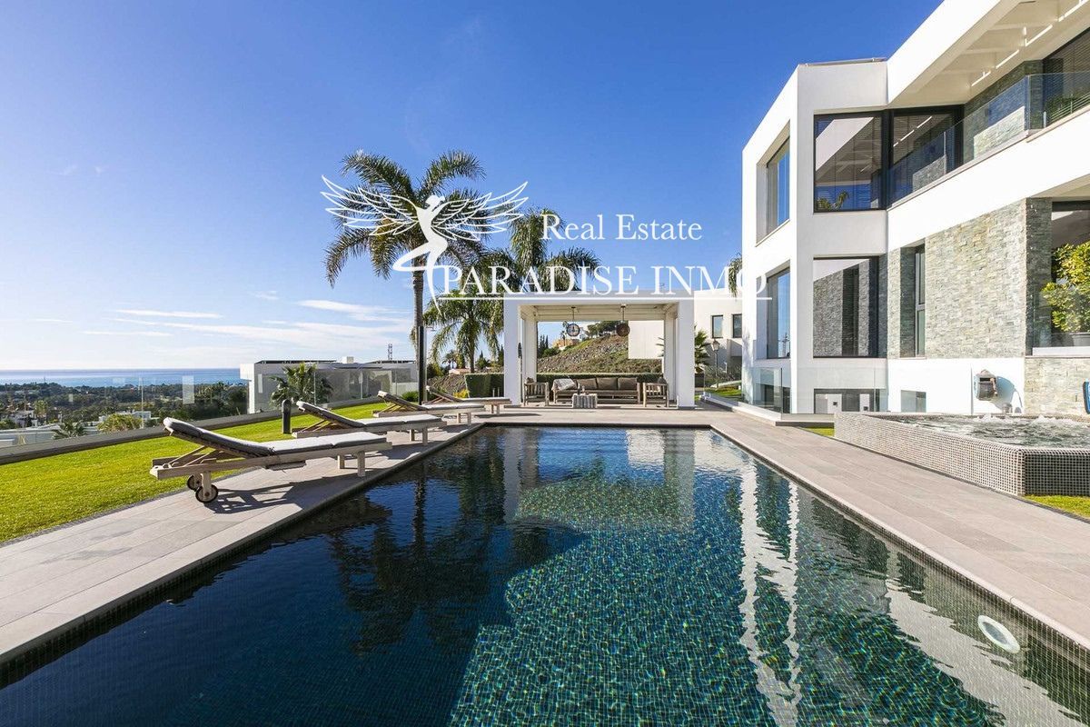 Detached villa for sale Benahavis, Málaga. Ref: 5755. Paradise Group 