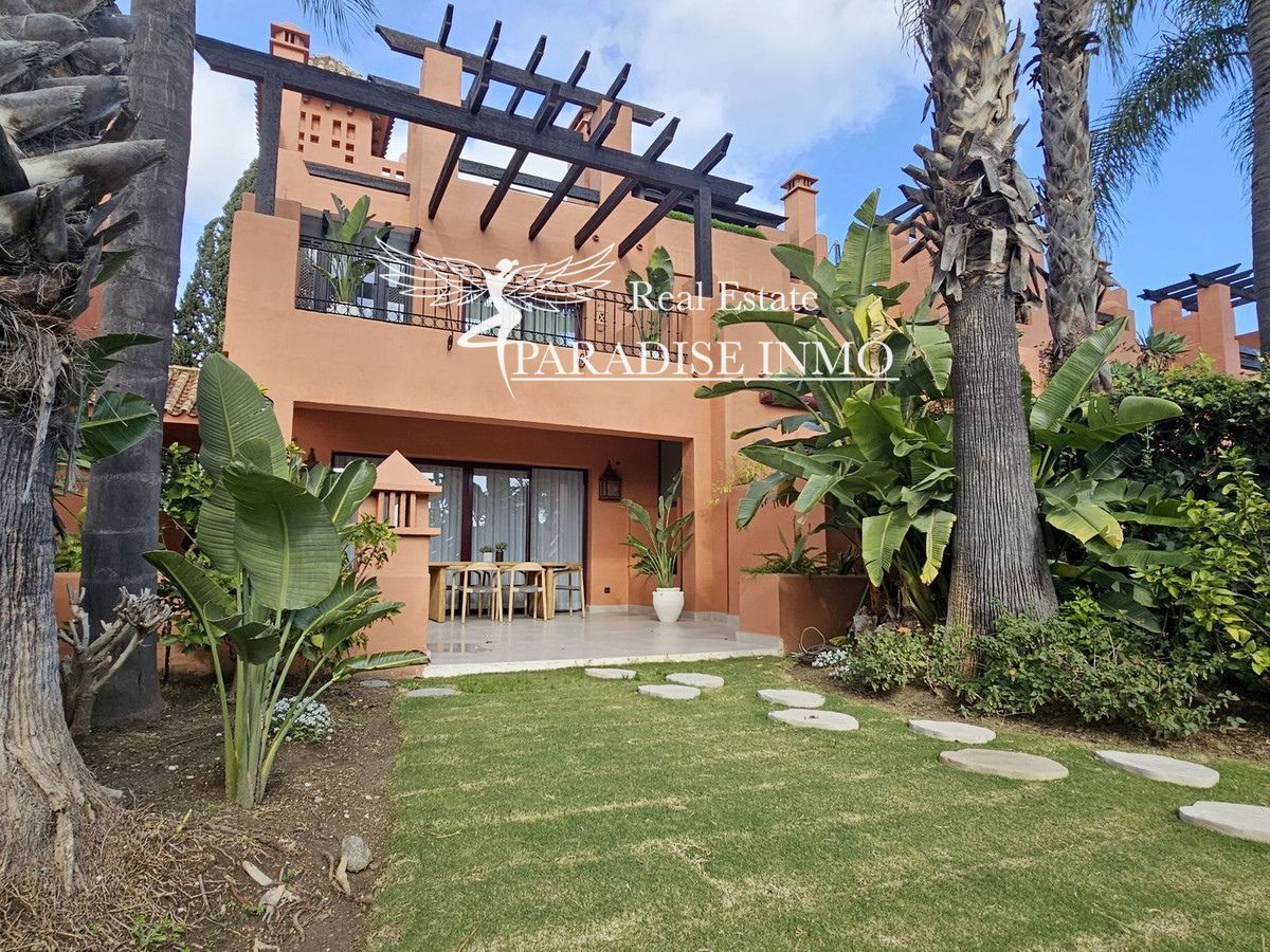 Chalet Independiente en venta Marbella, Málaga. Ref: 5774. Paradise Group 