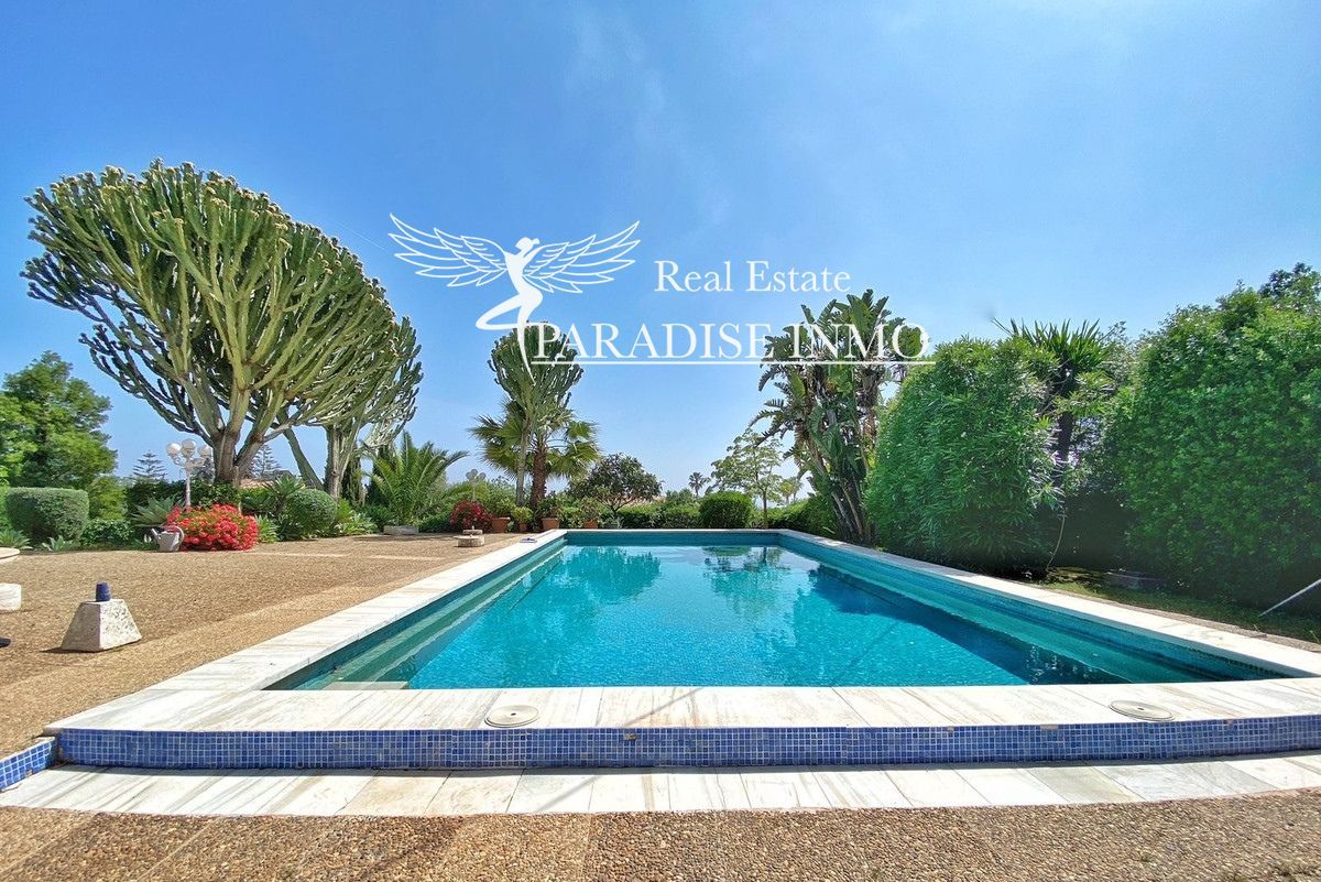 Chalet Independiente en venta Marbella, Málaga. Ref: 5812. Paradise Group 