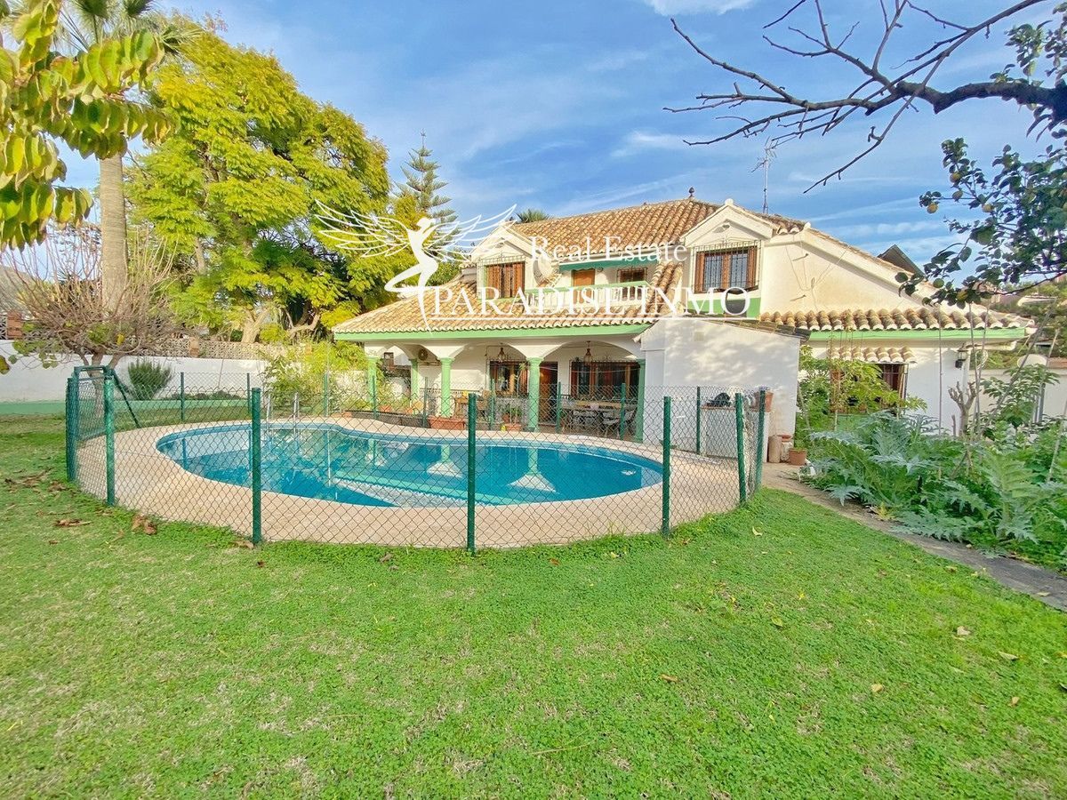 Chalet Independiente en venta Marbella, Málaga. Ref: 5829. Paradise Group 