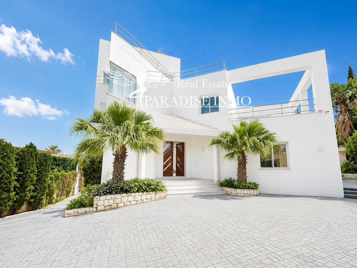 Chalet Independiente en venta Benahavis, Málaga. Ref: 5858. Paradise Group 