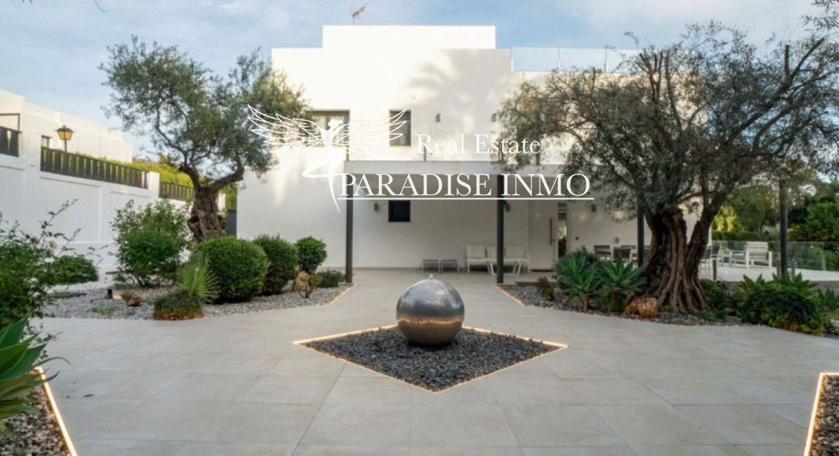 Chalet Independiente en venta Marbella, Málaga. Ref: 5876. Paradise Group 