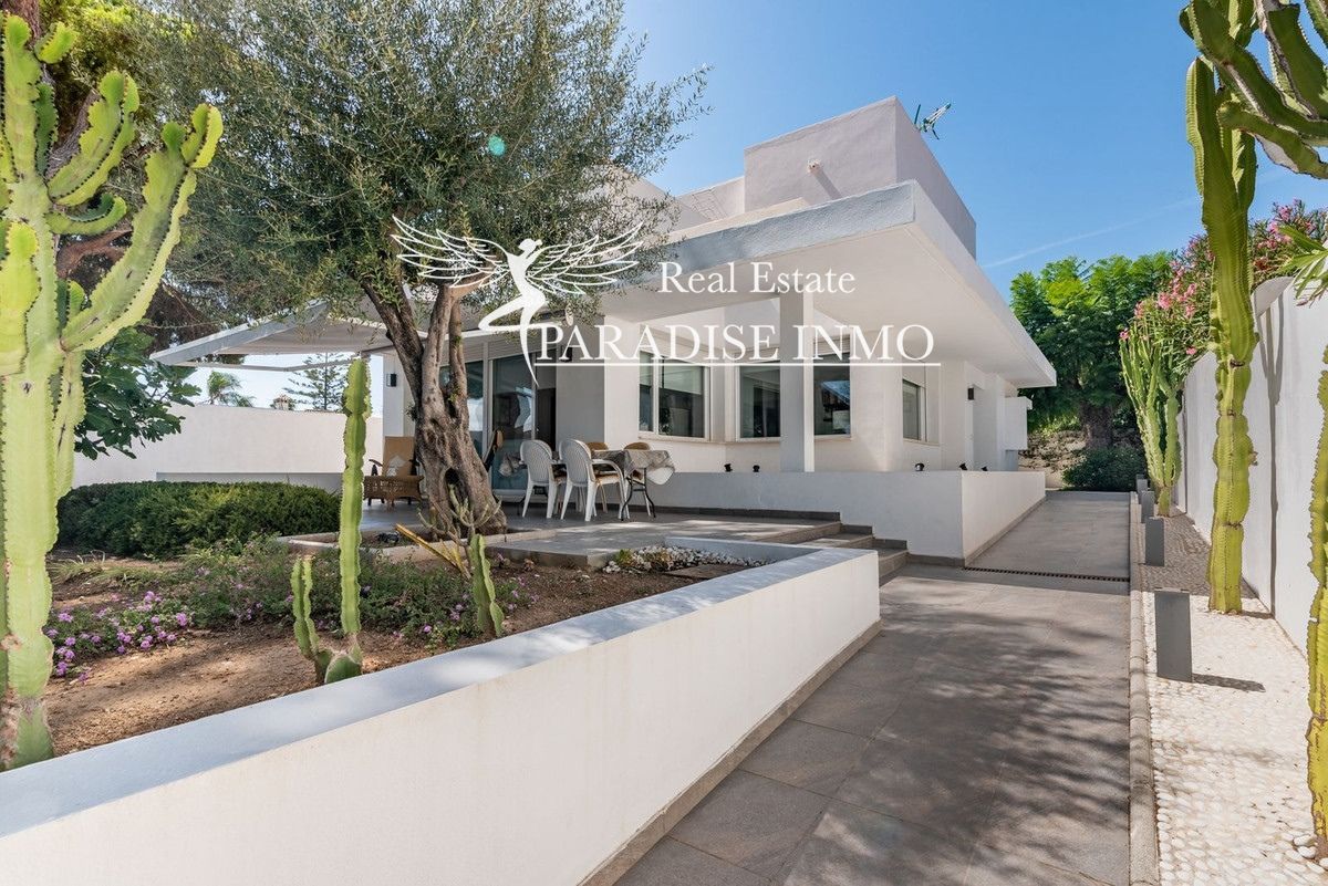 Chalet Independiente en venta Marbella, Málaga. Ref: 5882. Paradise Group 