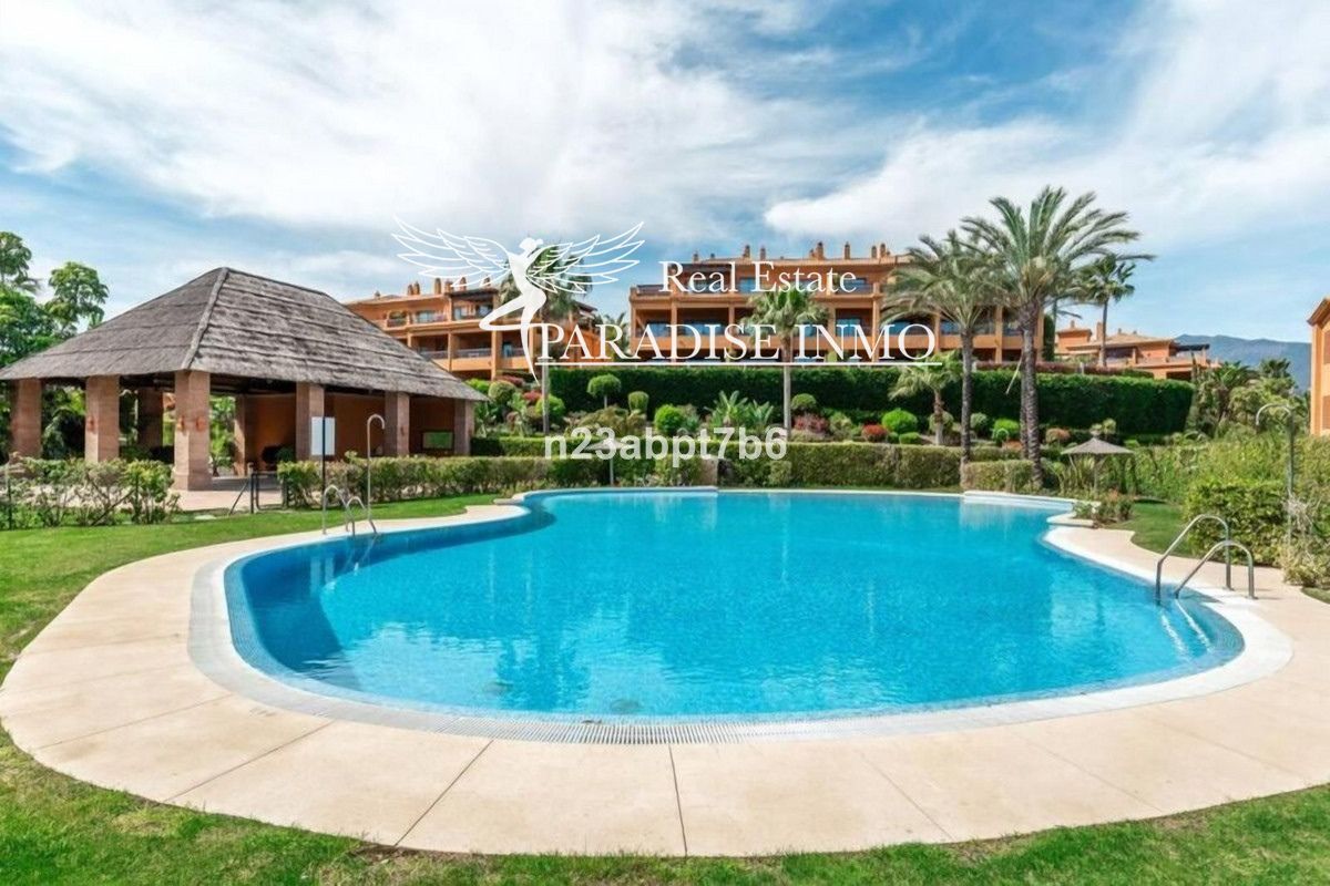 Piso en venta Estepona, Málaga. Ref: 5890. Paradise Group 