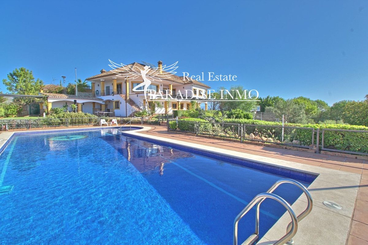 Chalet Independiente en venta Estepona, Málaga. Ref: 6033. Paradise Group 