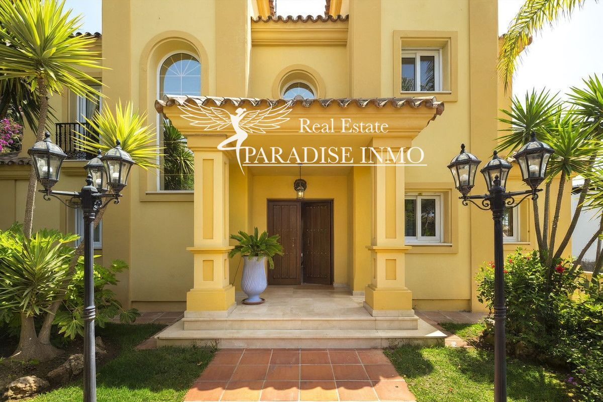 Chalet Independiente en venta Marbella, Málaga. Ref: 6070. Paradise Group 