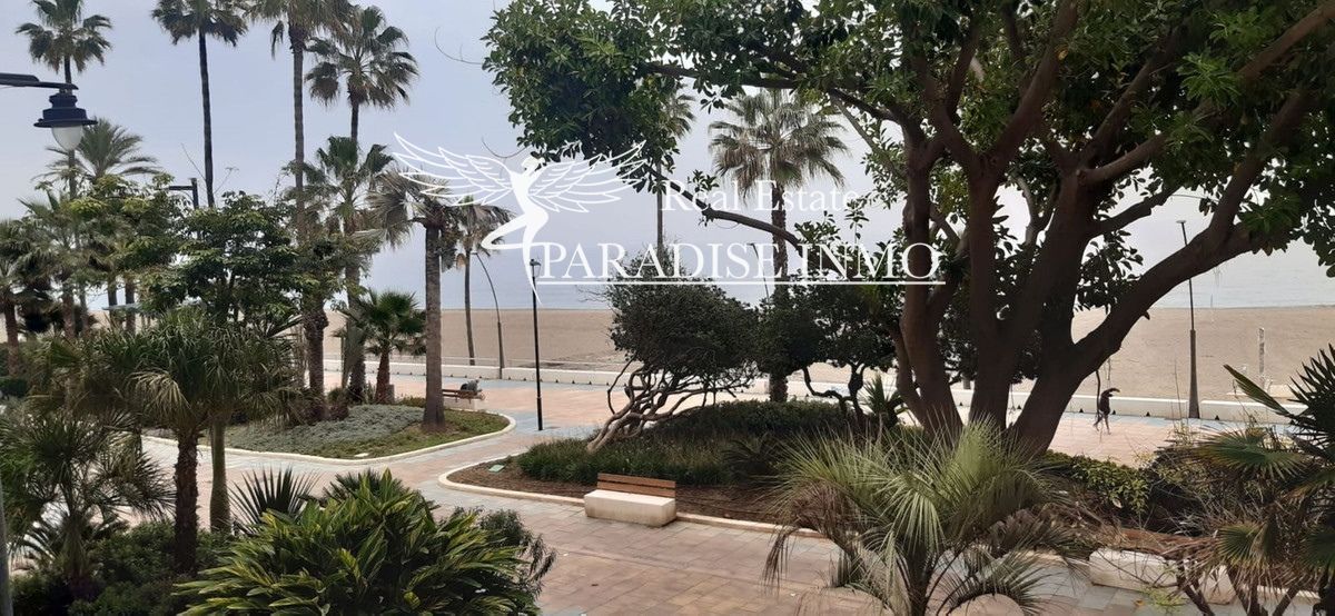 Flat for sale Estepona, Málaga. Ref: 6099. Paradise Group 