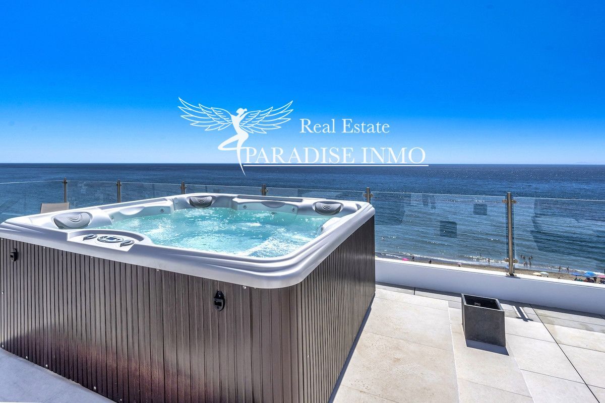 Flat for sale Estepona, Málaga. Ref: 6110. Paradise Group 