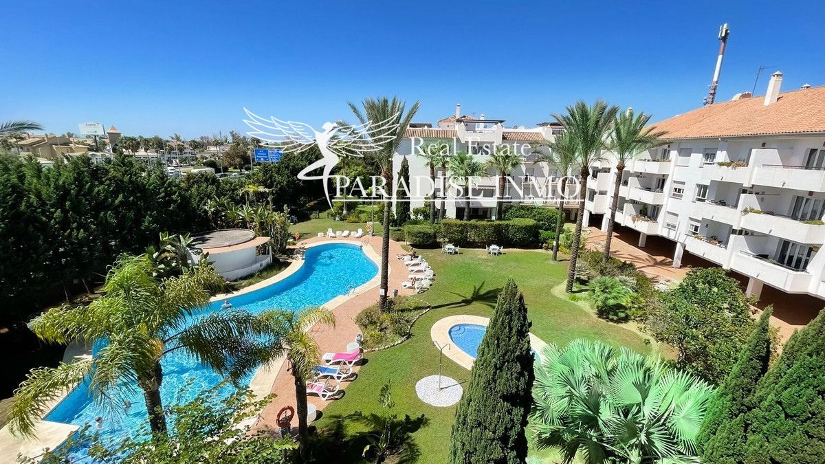 Flat for sale Marbella, Málaga. Ref: 6121. Paradise Group 