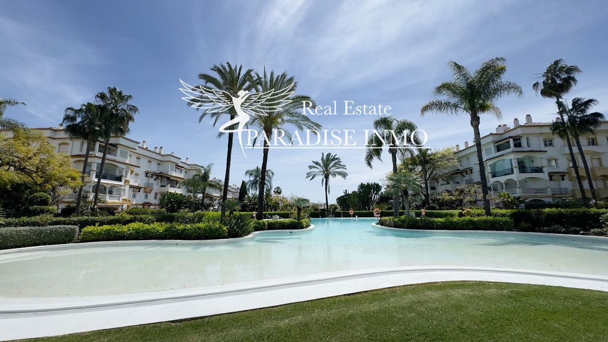 Flat for sale Marbella, Málaga. Ref: 6124. Paradise Group 
