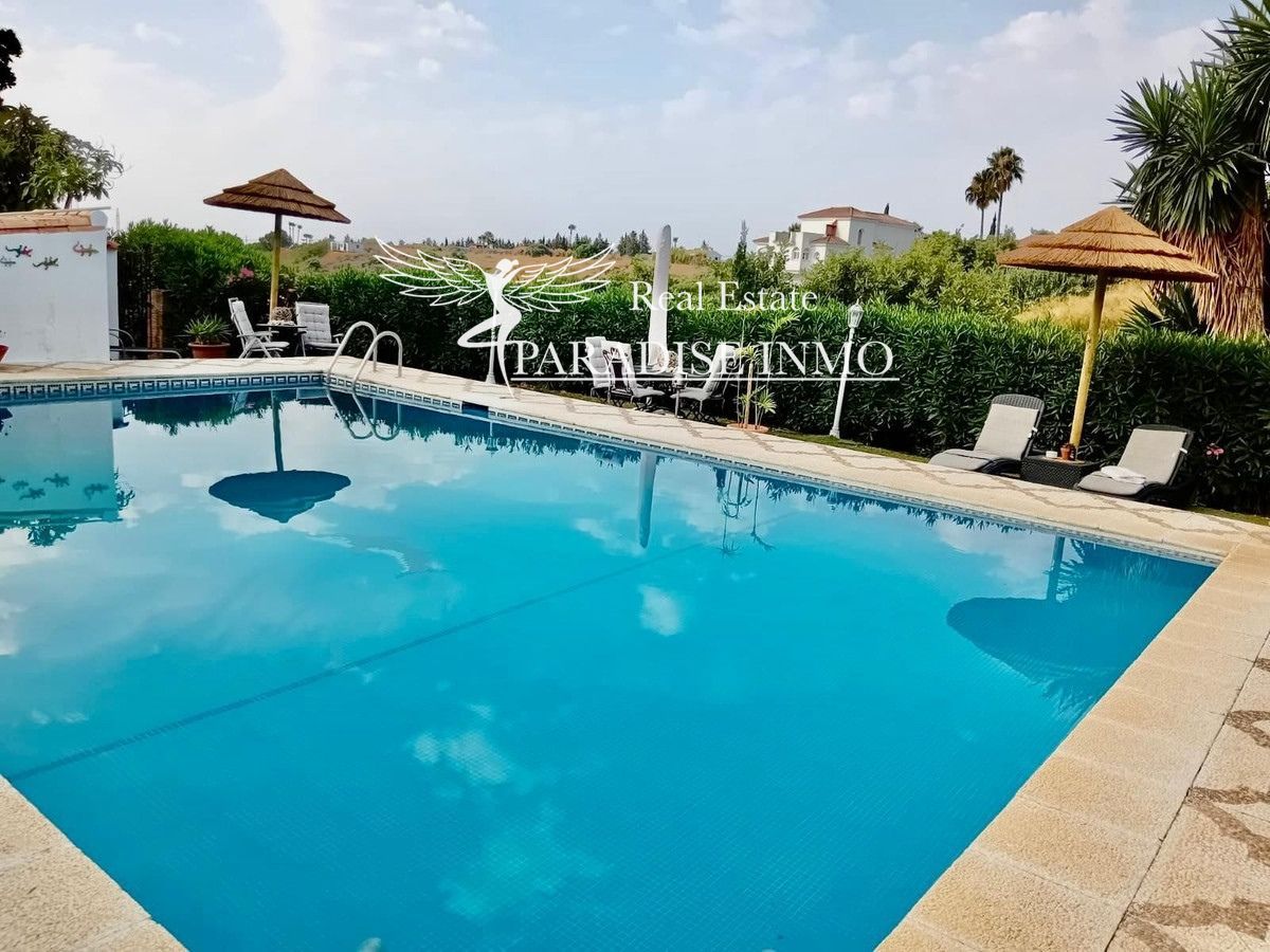 Casa en venta Estepona, Málaga. Ref: 6185. Paradise Group 