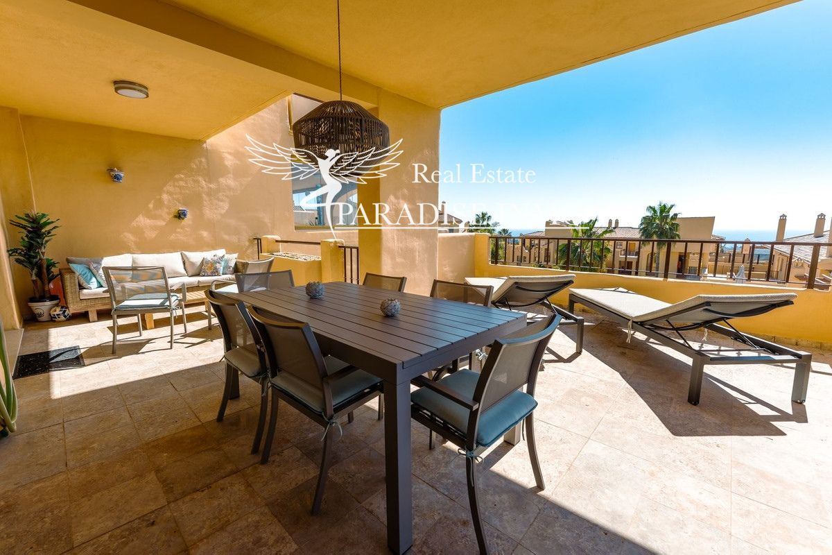 Flat for sale Estepona, Málaga. Ref: 6198. Paradise Group 