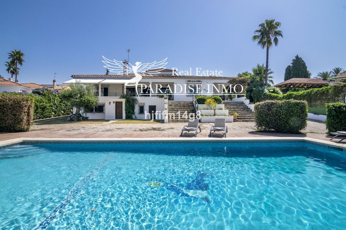 Chalet Independiente en venta Marbella, Málaga. Ref: 6218. Paradise Group 
