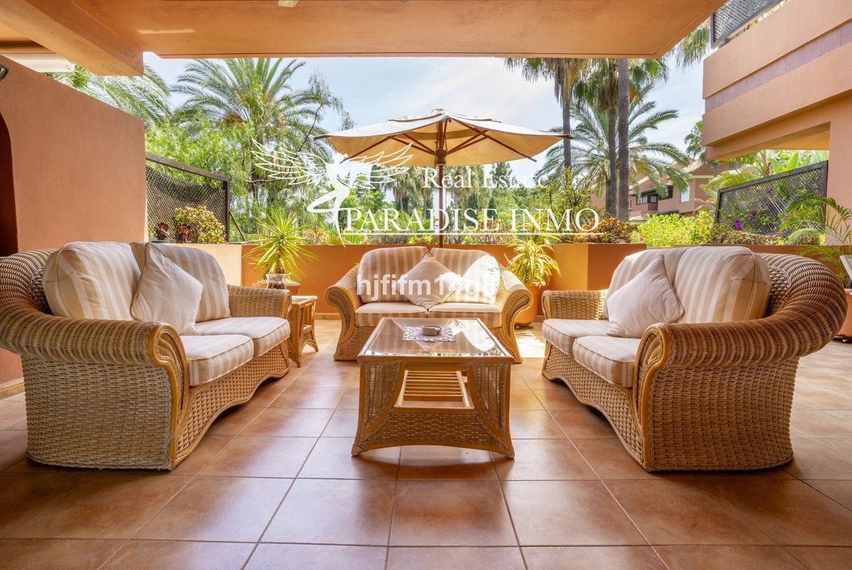 Flat for sale Marbella, Málaga. Ref: 6227. Paradise Group 