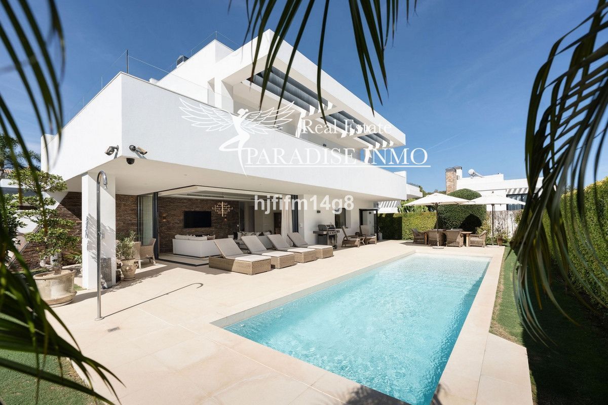 Chalet Independiente en venta Marbella, Málaga. Ref: 6243. Paradise Group 