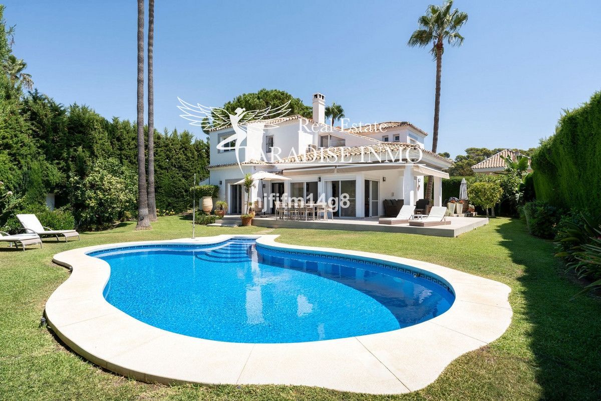 Chalet Independiente en venta Marbella, Málaga. Ref: 6246. Paradise Group 