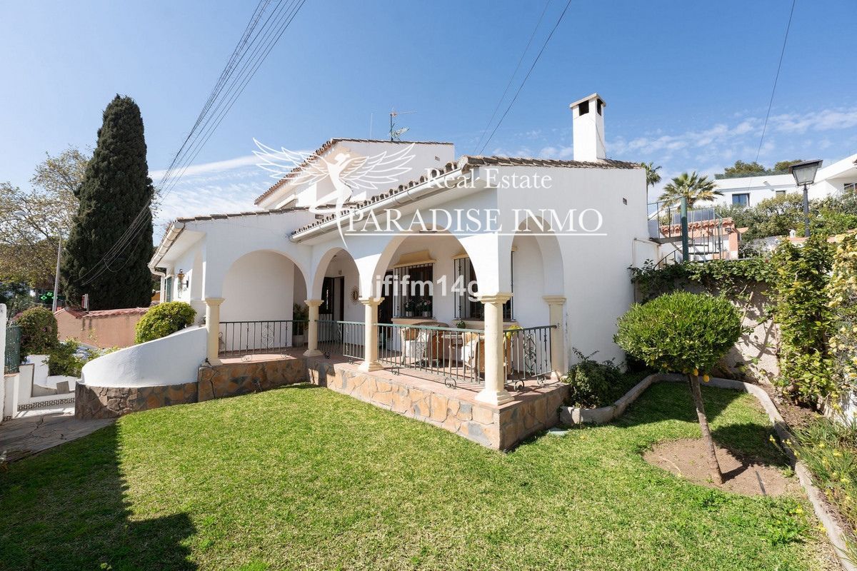 Chalet Independiente en venta Marbella, Málaga. Ref: 6253. Paradise Group 