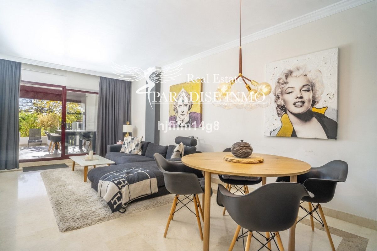 Flat for sale Marbella, Málaga. Ref: 6260. Paradise Group 