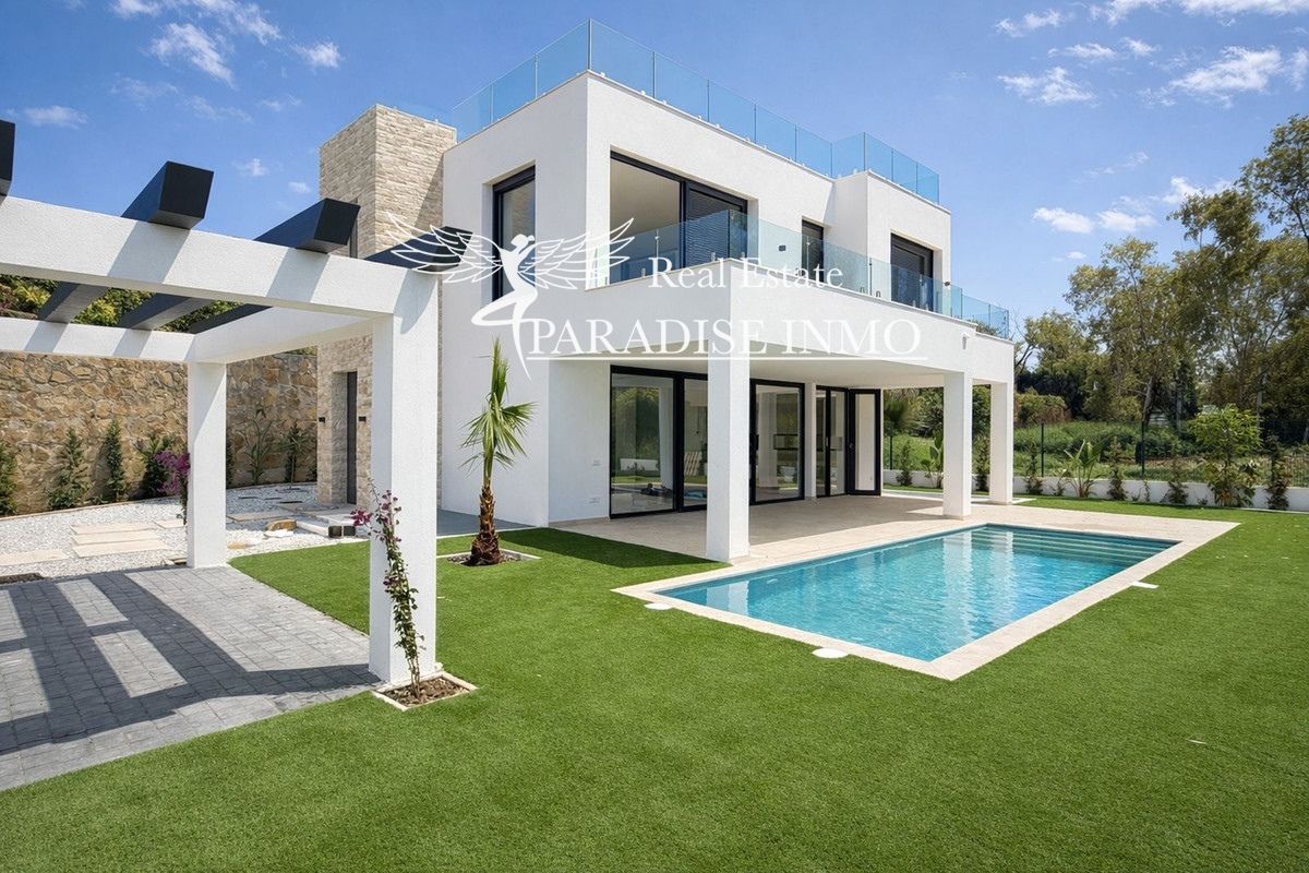 Chalet Independiente en venta Estepona, Málaga. Ref: 6268. Paradise Group 