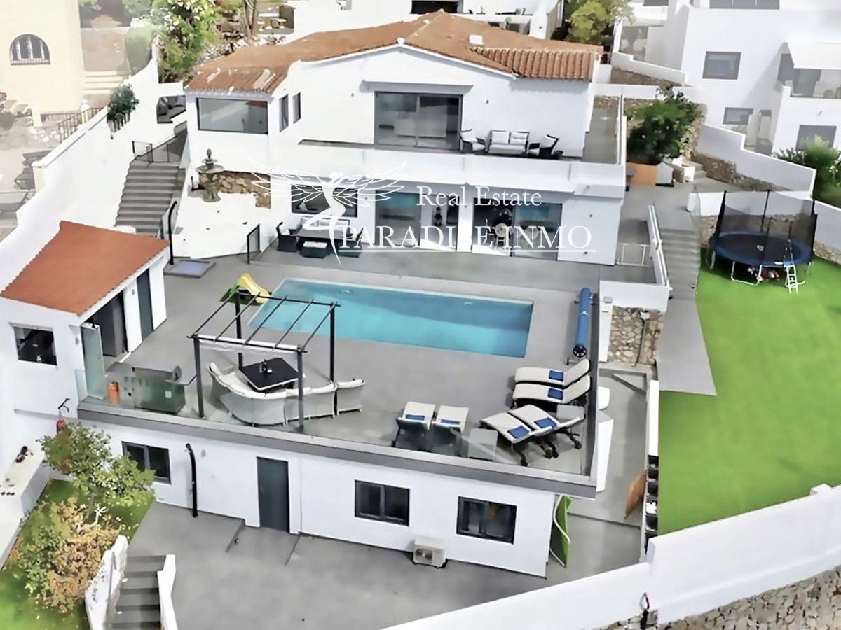Chalet Independiente en venta Benalmádena, Málaga. Ref: 6317. Paradise Group 