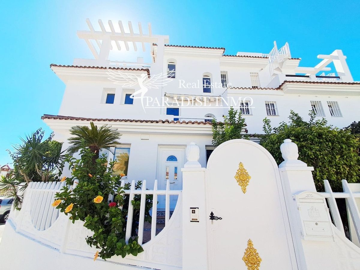 Chalet Independiente en venta Benalmádena, Málaga. Ref: 6325. Paradise Group 