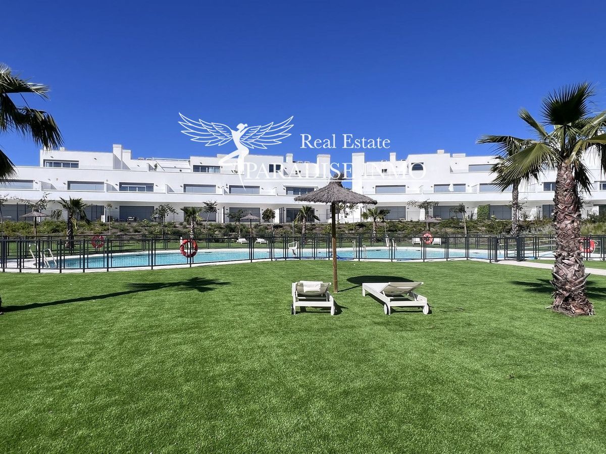 Flat for sale Estepona, Málaga. Ref: 6335. Paradise Group 