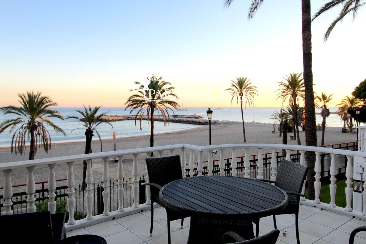Flat for sale Marbella, Málaga. Ref: 6360. Paradise Group 