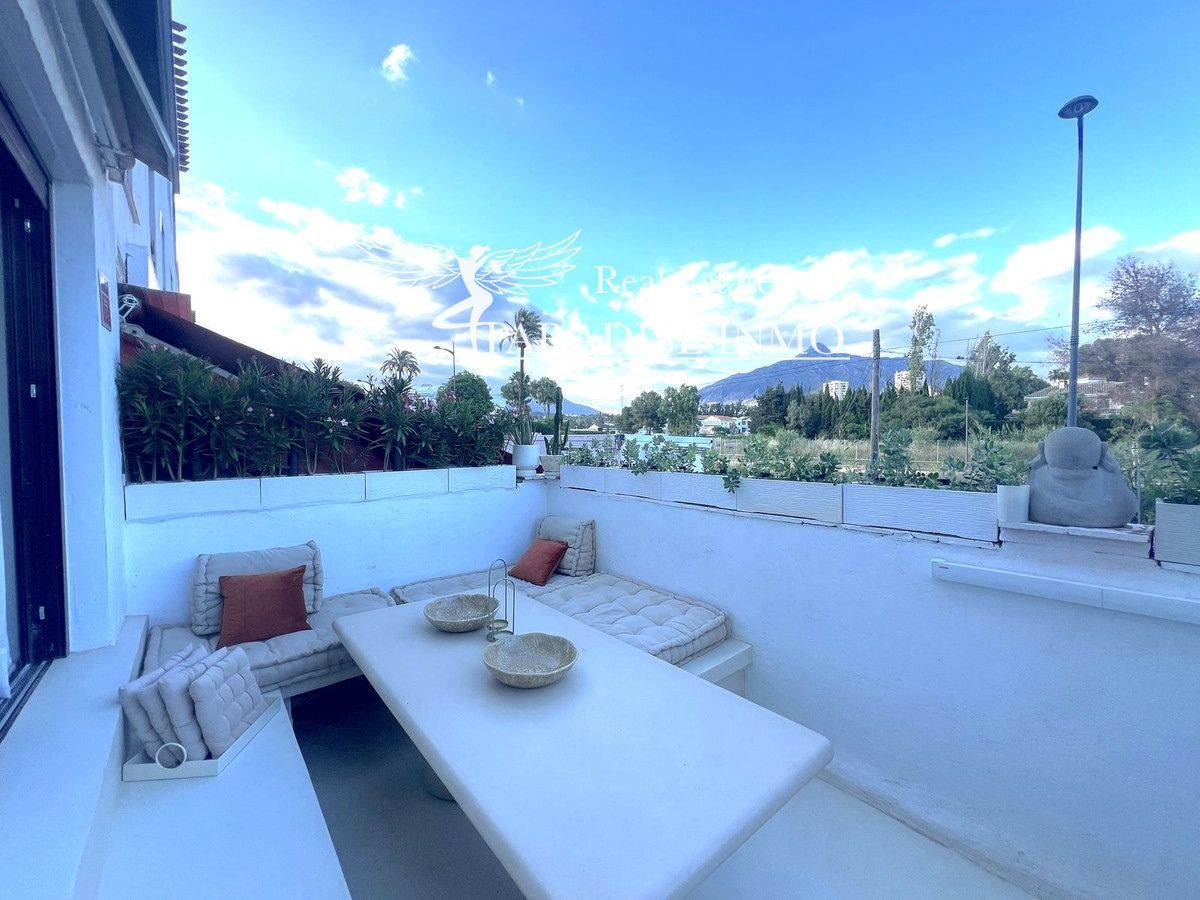 Flat for sale Marbella, Málaga. Ref: 6362. Paradise Group 