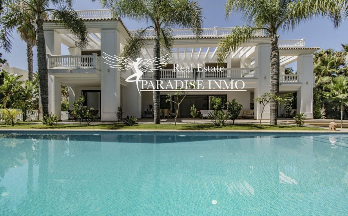 Chalet Independiente en venta Marbella, Málaga. Ref: 6389. Paradise Group 