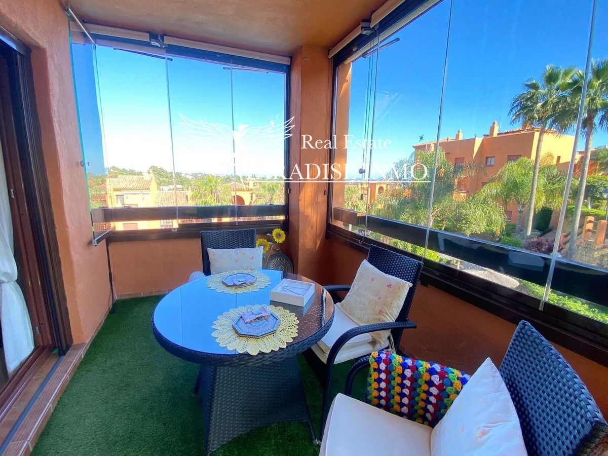 Flat for sale Benahavis, Málaga. Ref: 6391. Paradise Group 