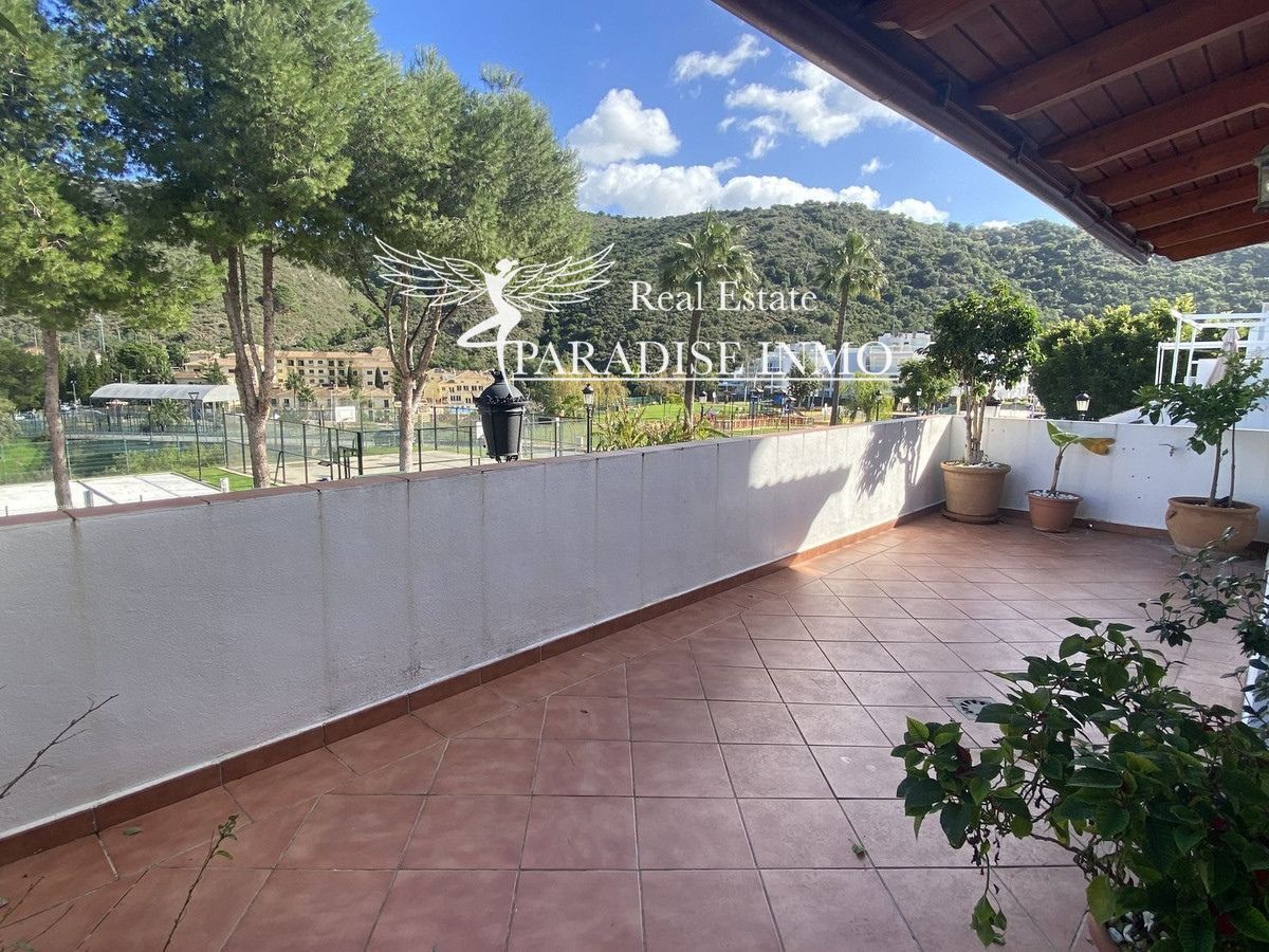 Flat for sale Benahavis, Málaga. Ref: 6410. Paradise Group 