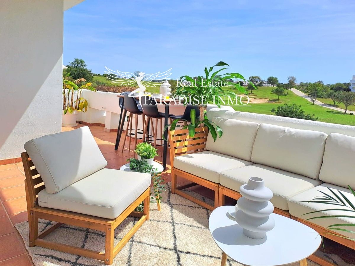 Flat for sale Estepona, Málaga. Ref: 6413. Paradise Group 