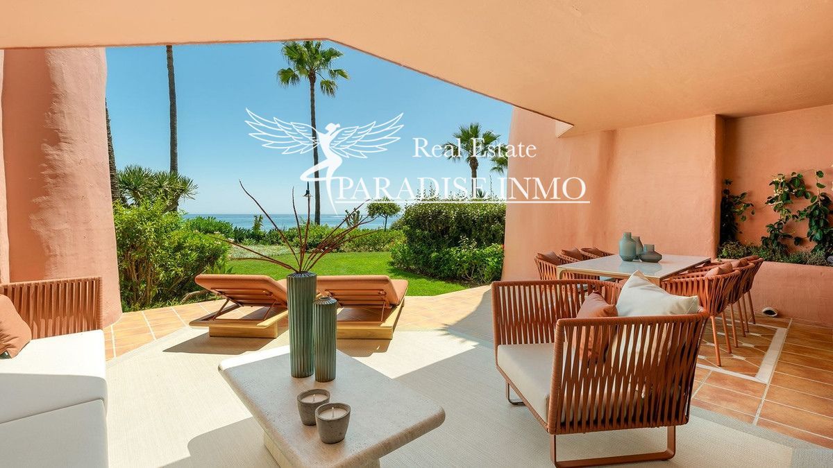 Flat for sale Estepona, Málaga. Ref: 6427. Paradise Group 