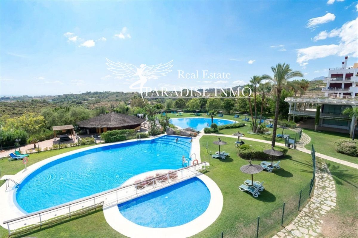 Flat for sale Benahavis, Málaga. Ref: 6429. Paradise Group 