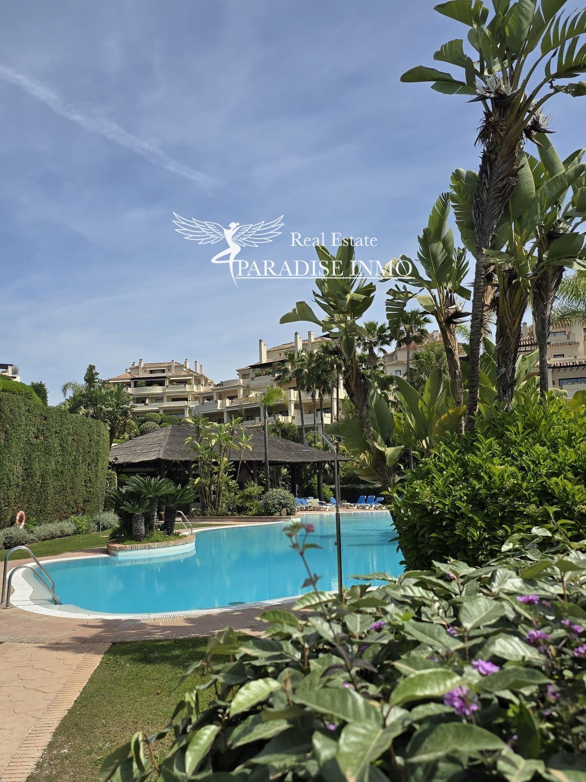 Flat for sale Benahavis, Málaga. Ref: 6460. Paradise Group 