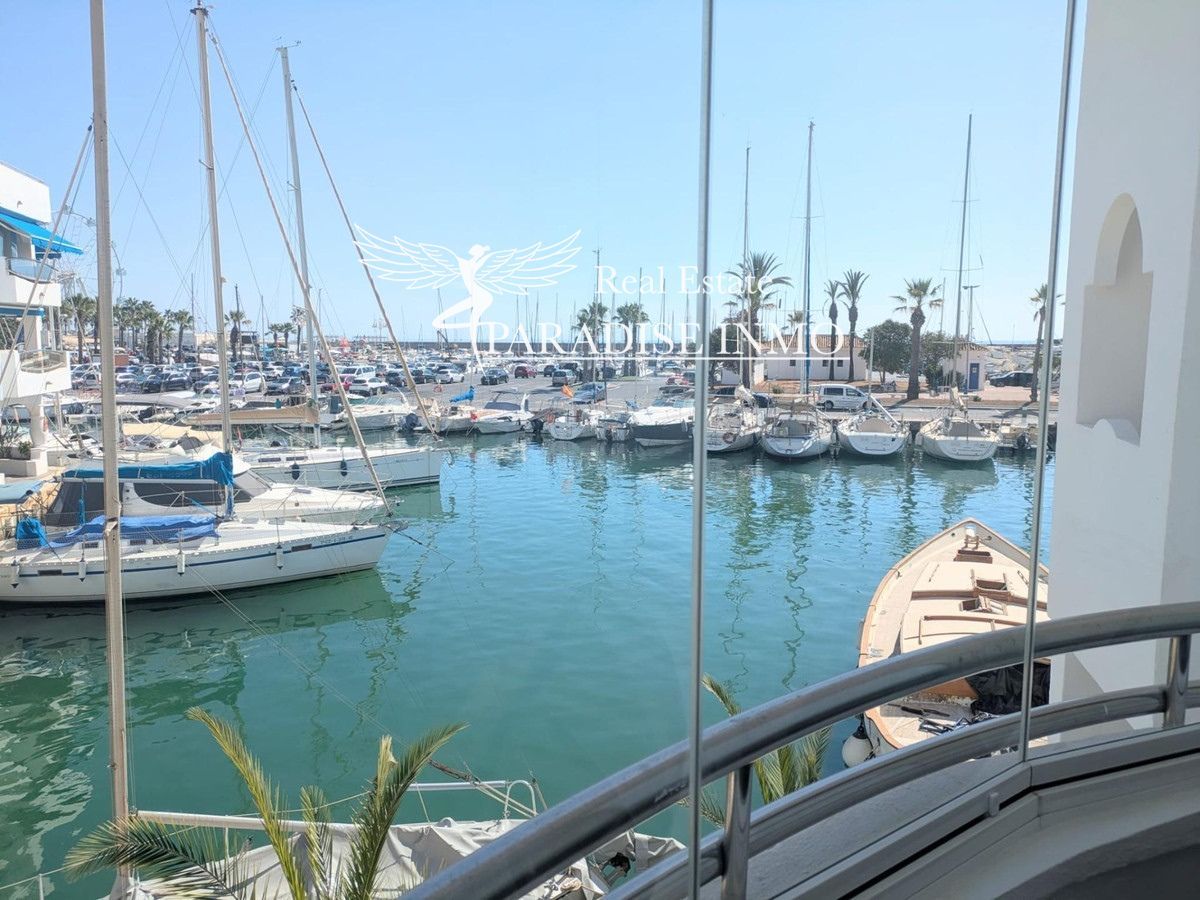 Flat for sale Benalmádena, Málaga. Ref: 6477. Paradise Group 