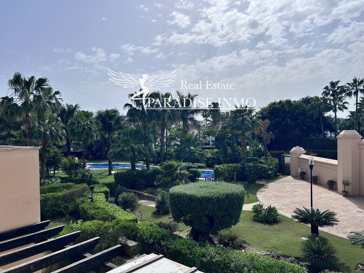 Flat for sale Marbella, Málaga. Ref: 6514. Paradise Group 