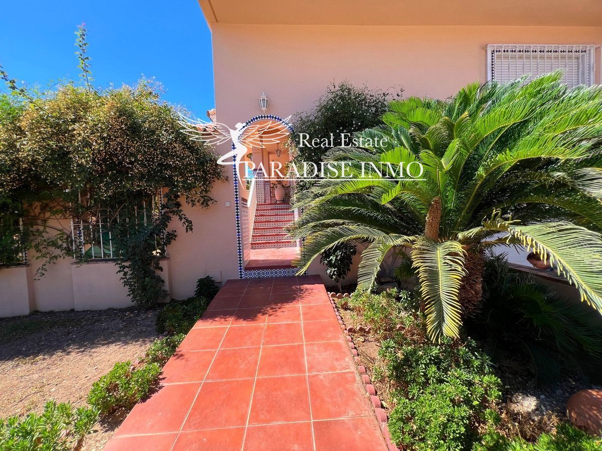 Chalet Independiente en venta Benalmádena, Málaga. Ref: 6527. Paradise Group 