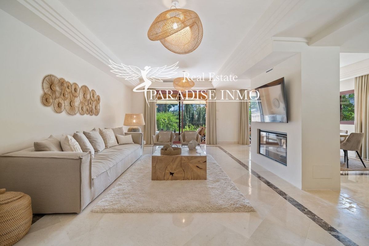 Chalet Independiente en venta Marbella, Málaga. Ref: 6594. Paradise Group 