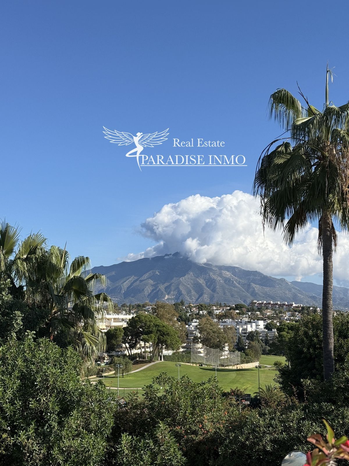 Chalet Independiente en venta Marbella, Málaga. Ref: 6680. Paradise Group 