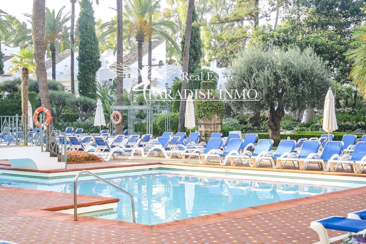 Flat for sale Marbella, Málaga. Ref: 6738. Paradise Group 