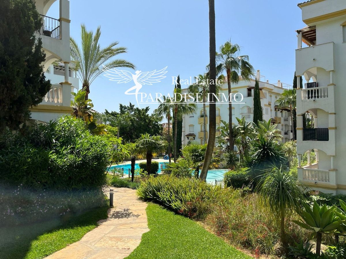 Flat for sale Marbella, Málaga. Ref: 6747. Paradise Group 